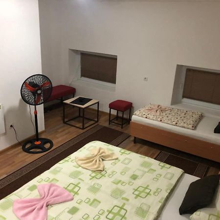Prenociste Gany Hotel Jajca Kültér fotó