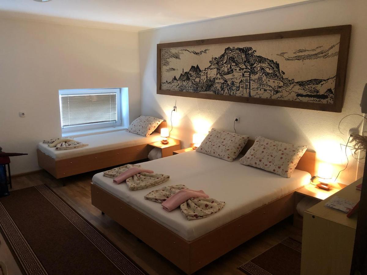 Prenociste Gany Hotel Jajca Kültér fotó